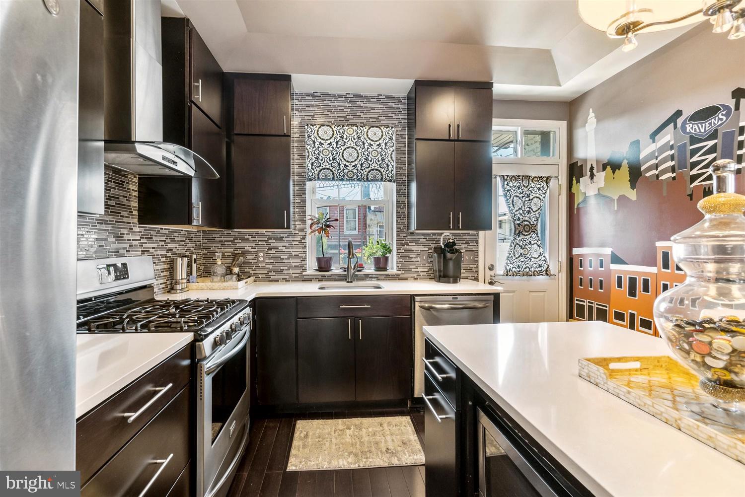 GREEKTOWN - Residential