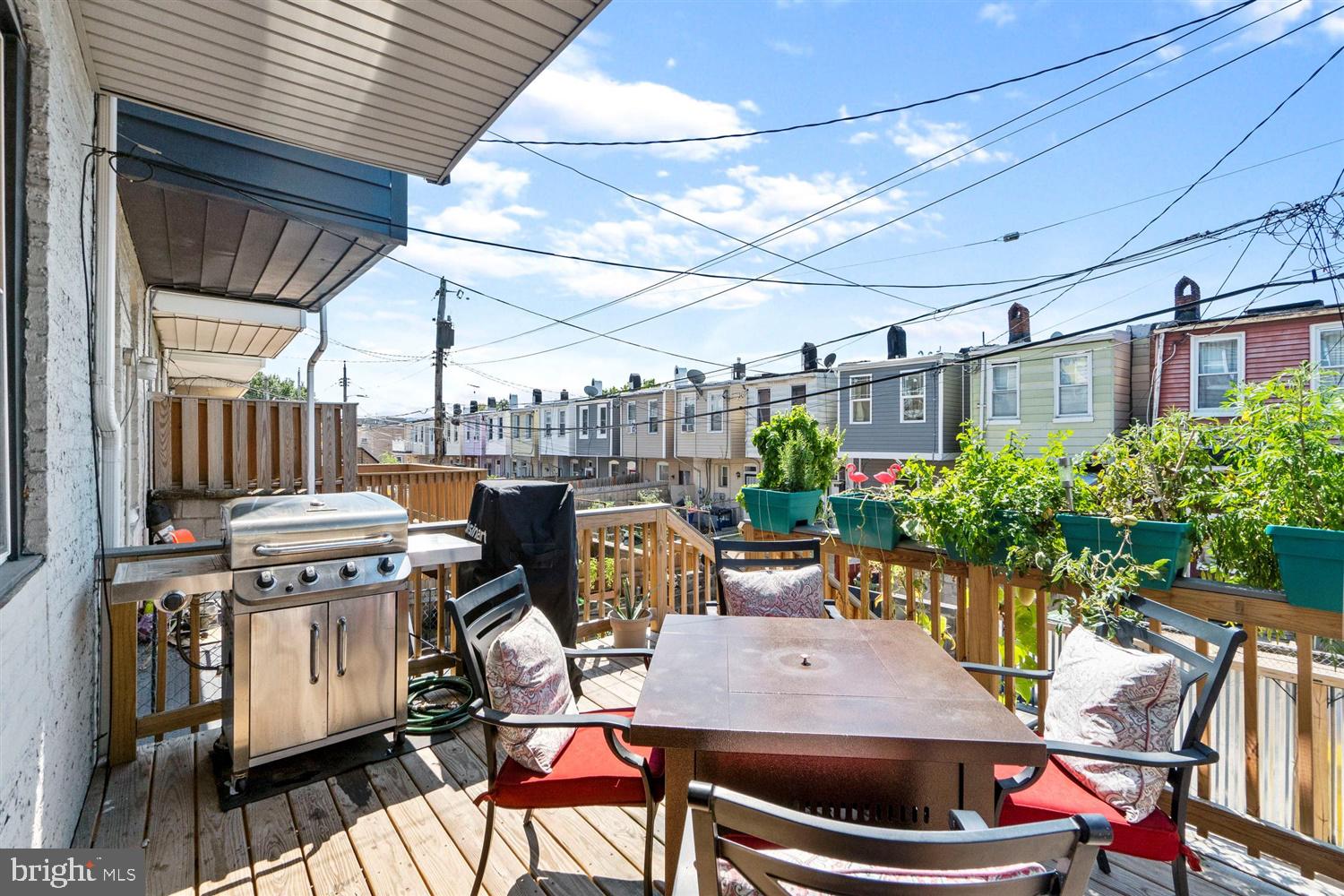 GREEKTOWN - Residential