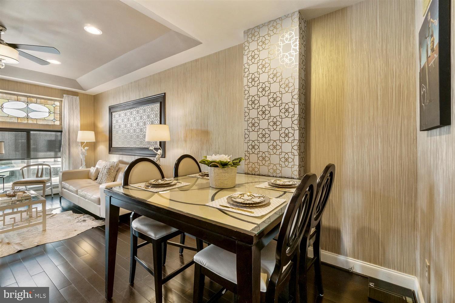 GREEKTOWN - Residential