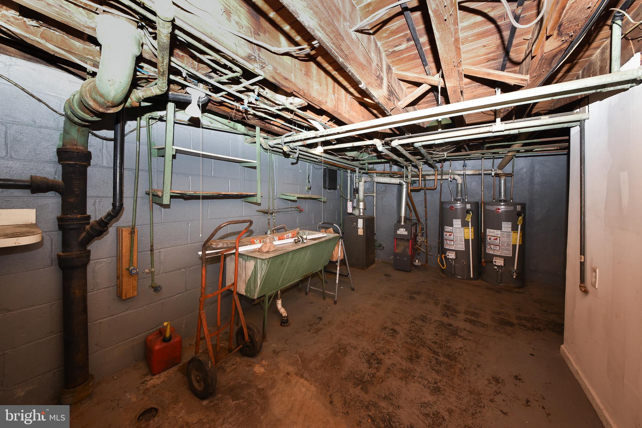 CASTOR GARDENS - Residential Income