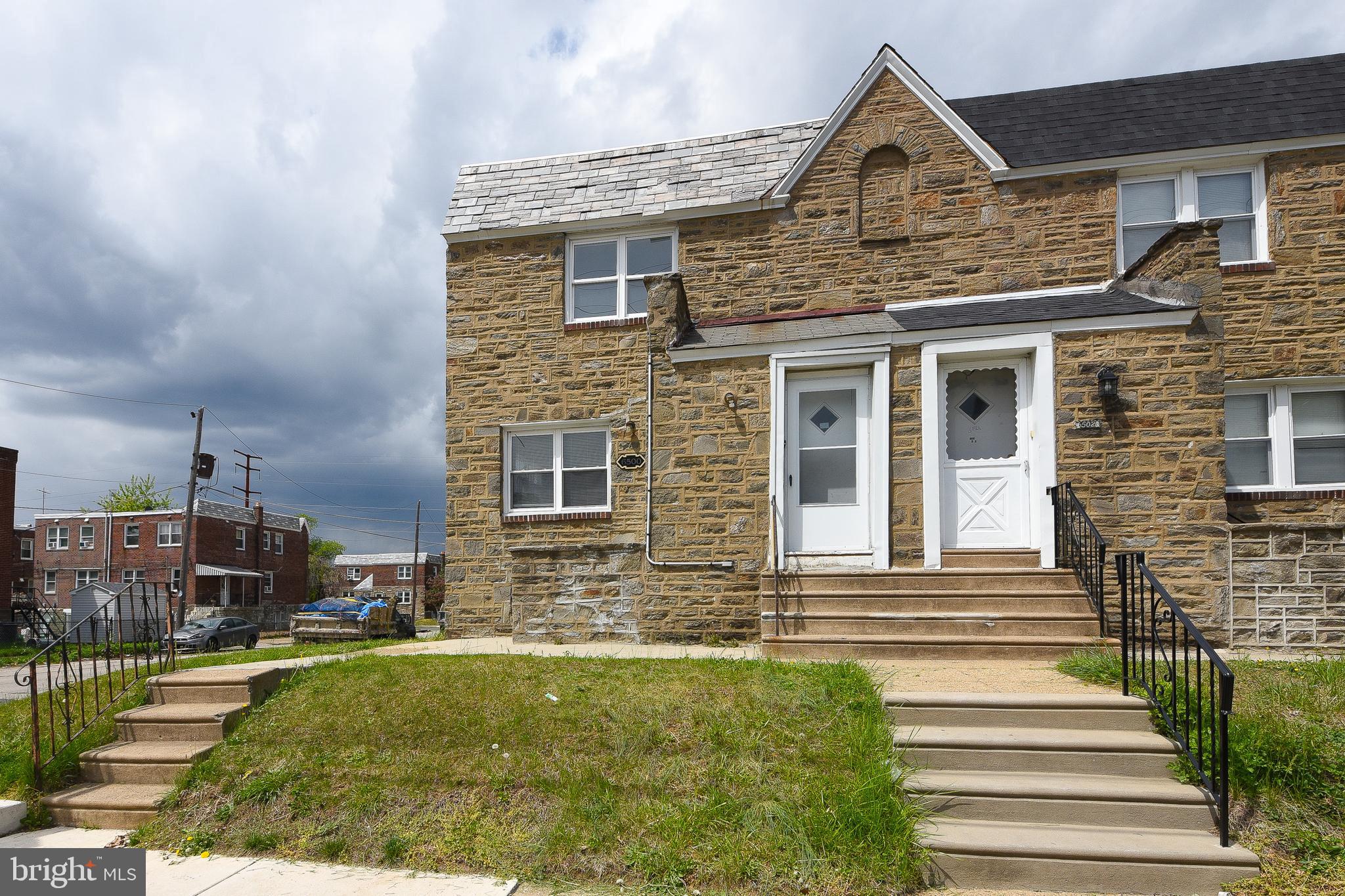 CASTOR GARDENS - Residential Income