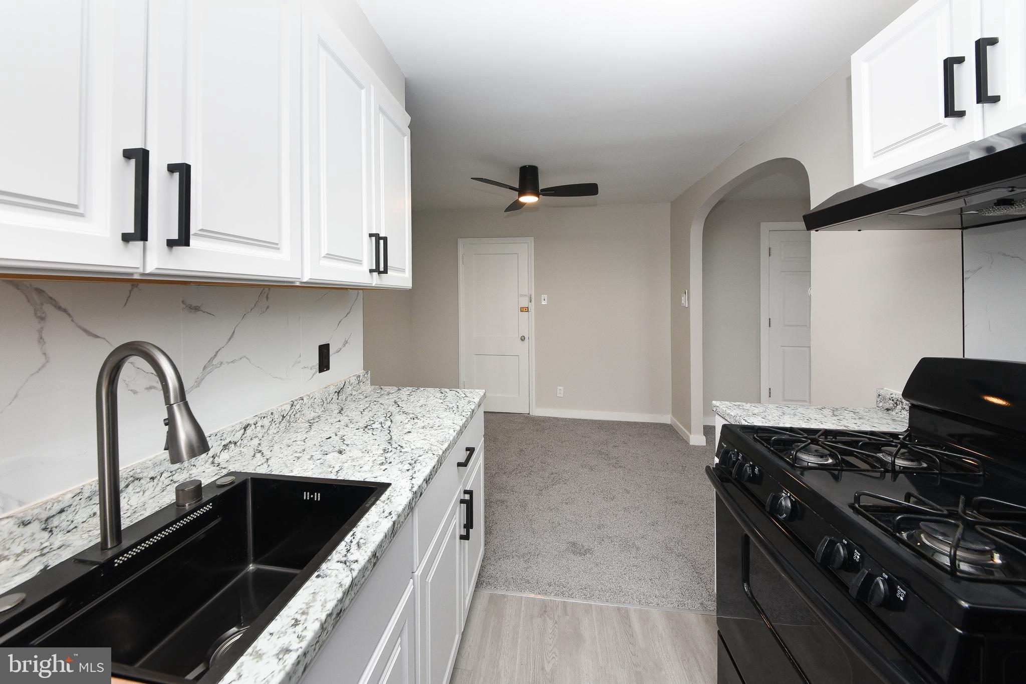 CASTOR GARDENS - Residential Income