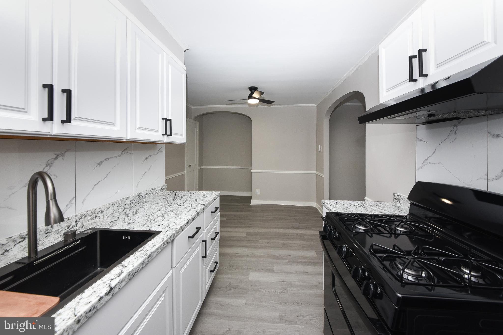 CASTOR GARDENS - Residential Income