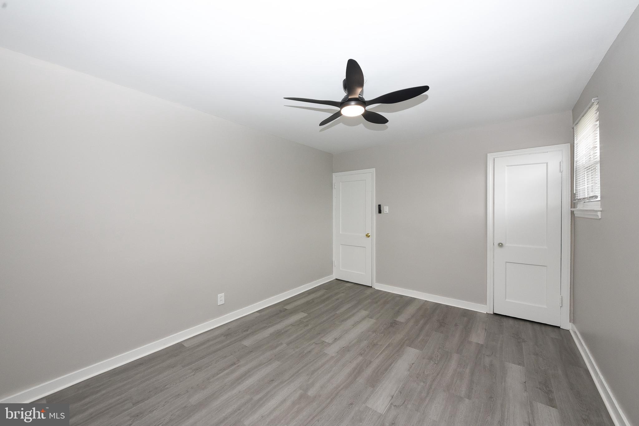 CASTOR GARDENS - Residential Income