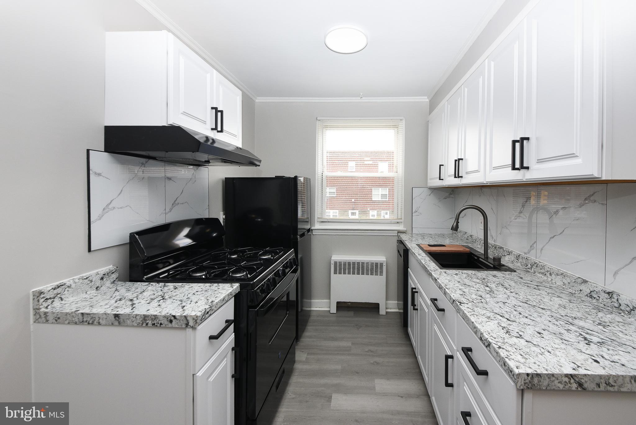 CASTOR GARDENS - Residential Income