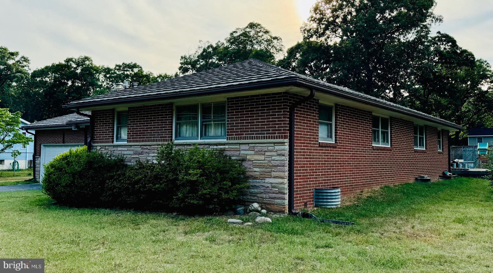 BARBARA HEIGHTS - Residential