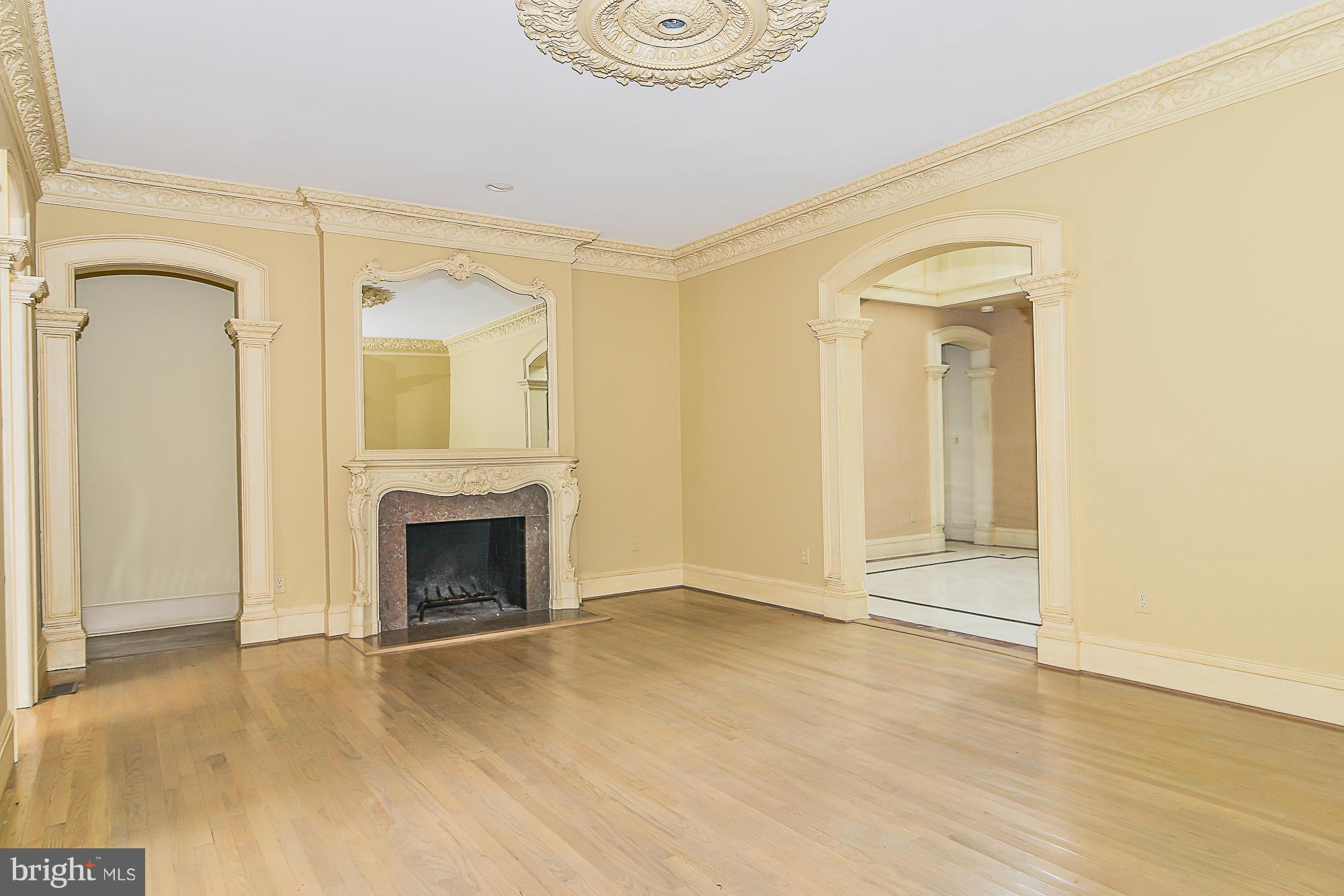 LANGLEY FARMS - Residential