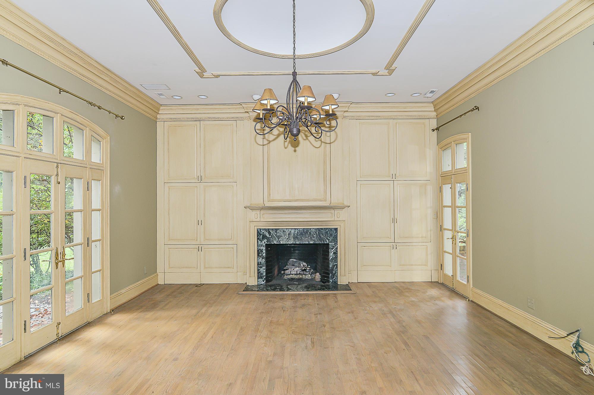 LANGLEY FARMS - Residential