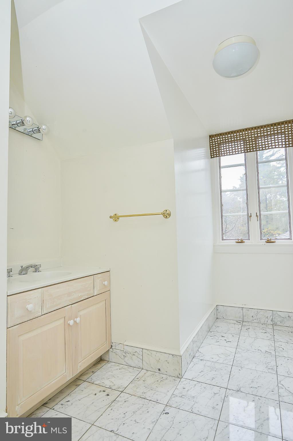 LANGLEY FARMS - Residential