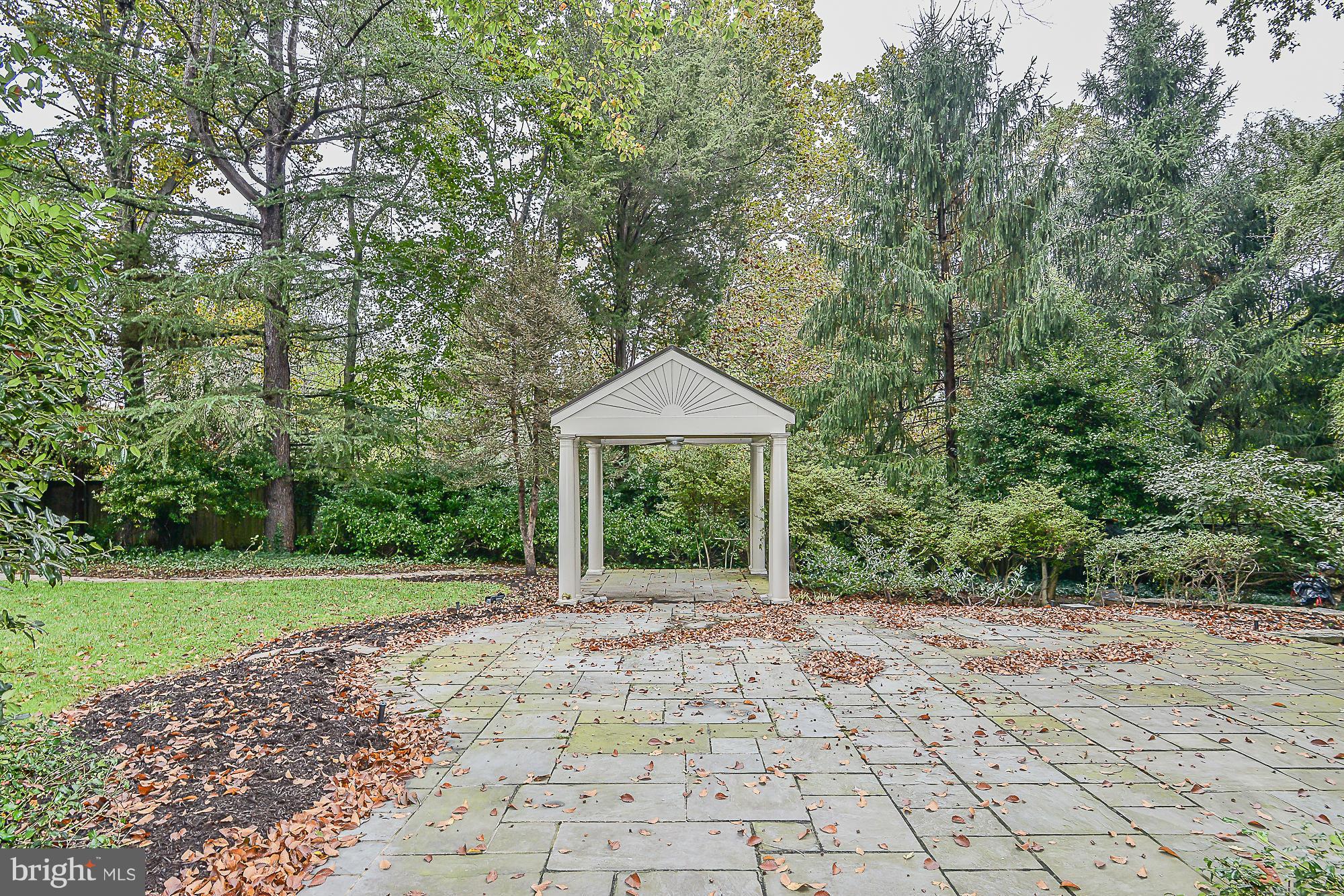 LANGLEY FARMS - Residential