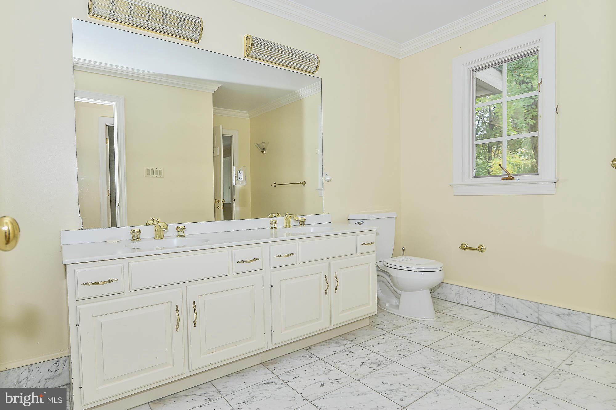 LANGLEY FARMS - Residential