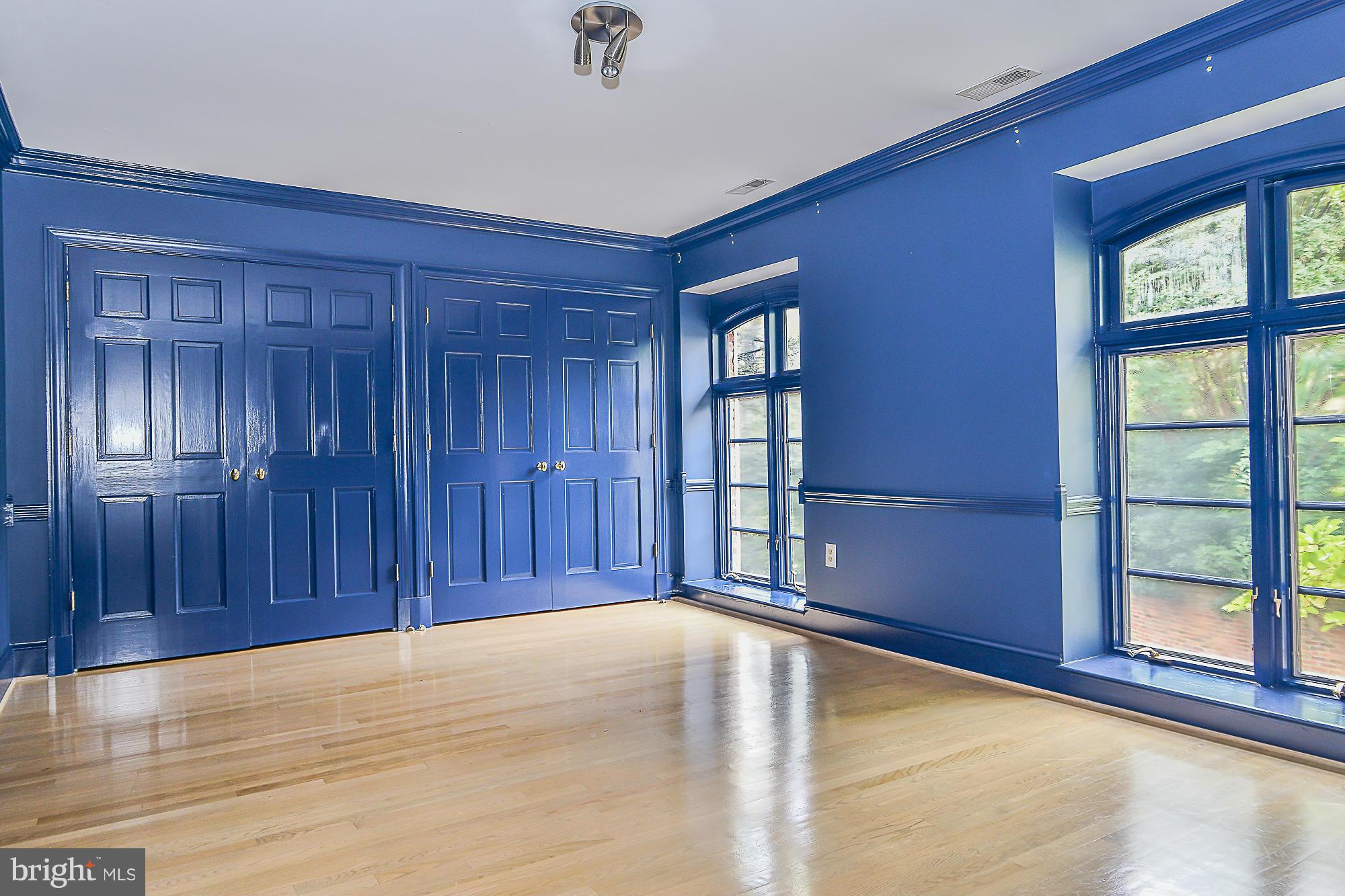 LANGLEY FARMS - Residential