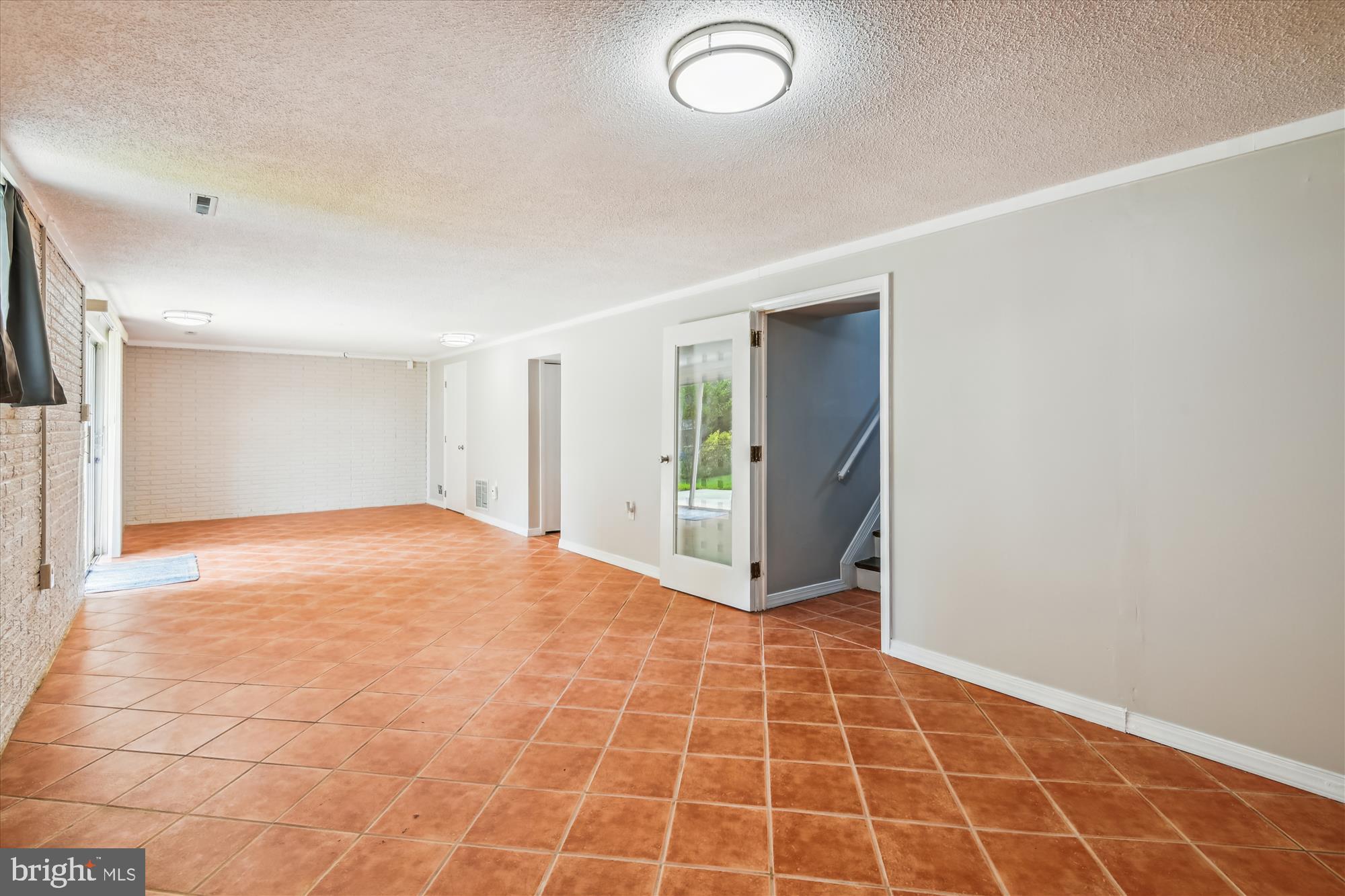 VILLAGE OF OLDE MILL - Residential