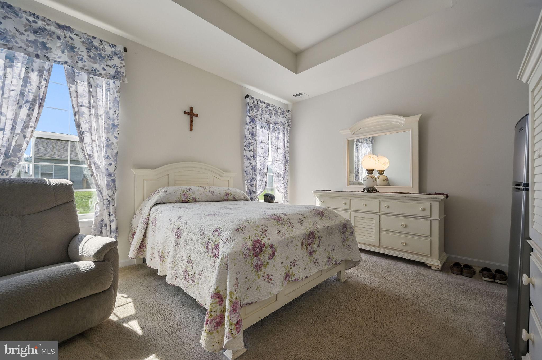 CHAMPIONS CLUB - Residential