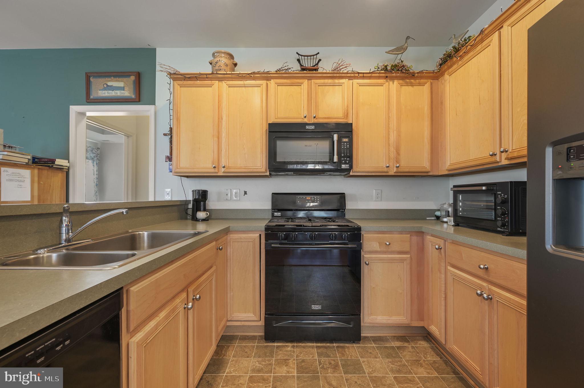 CHAMPIONS CLUB - Residential