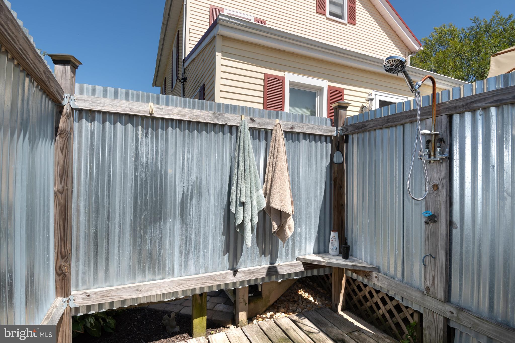 STILL POND - Residential