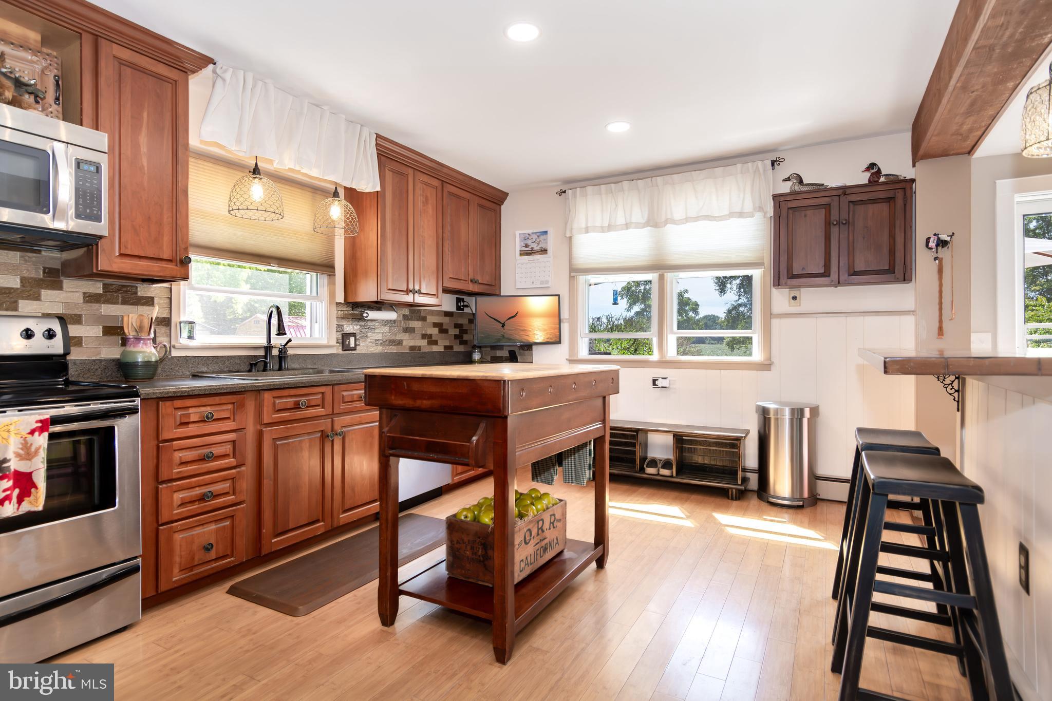 STILL POND - Residential