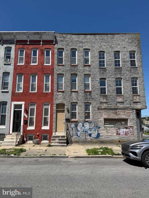 Townhouse For Sale - 1340 N Fulton Avenue<br/> BALTIMORE, MD 21217