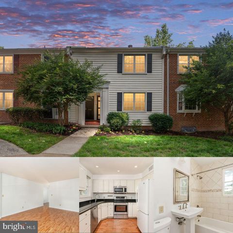 Photo of 2731 S Walter Reed Drive #C, ARLINGTON, VA 22206 (MLS # VAAR2071670)