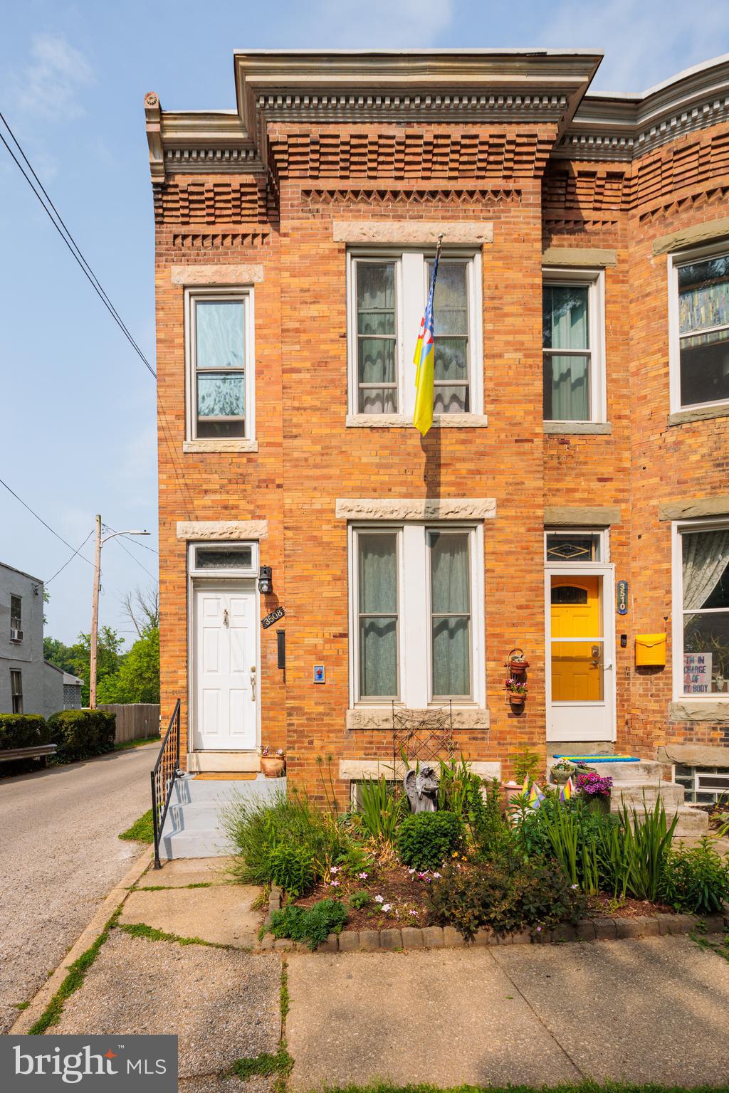 HAMPDEN HISTORIC DISTRICT - Residential