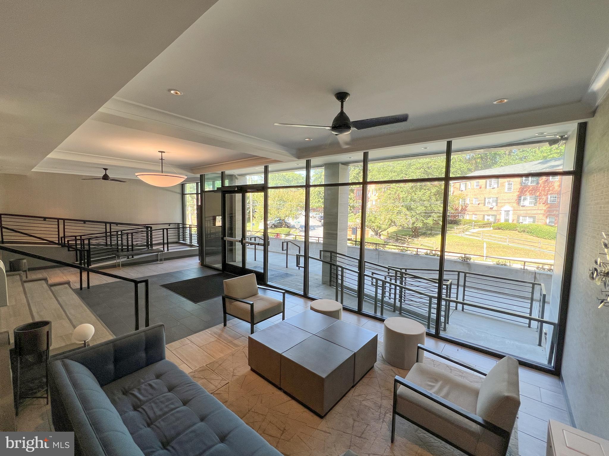 KENWOOD HOUSE - Residential Lease