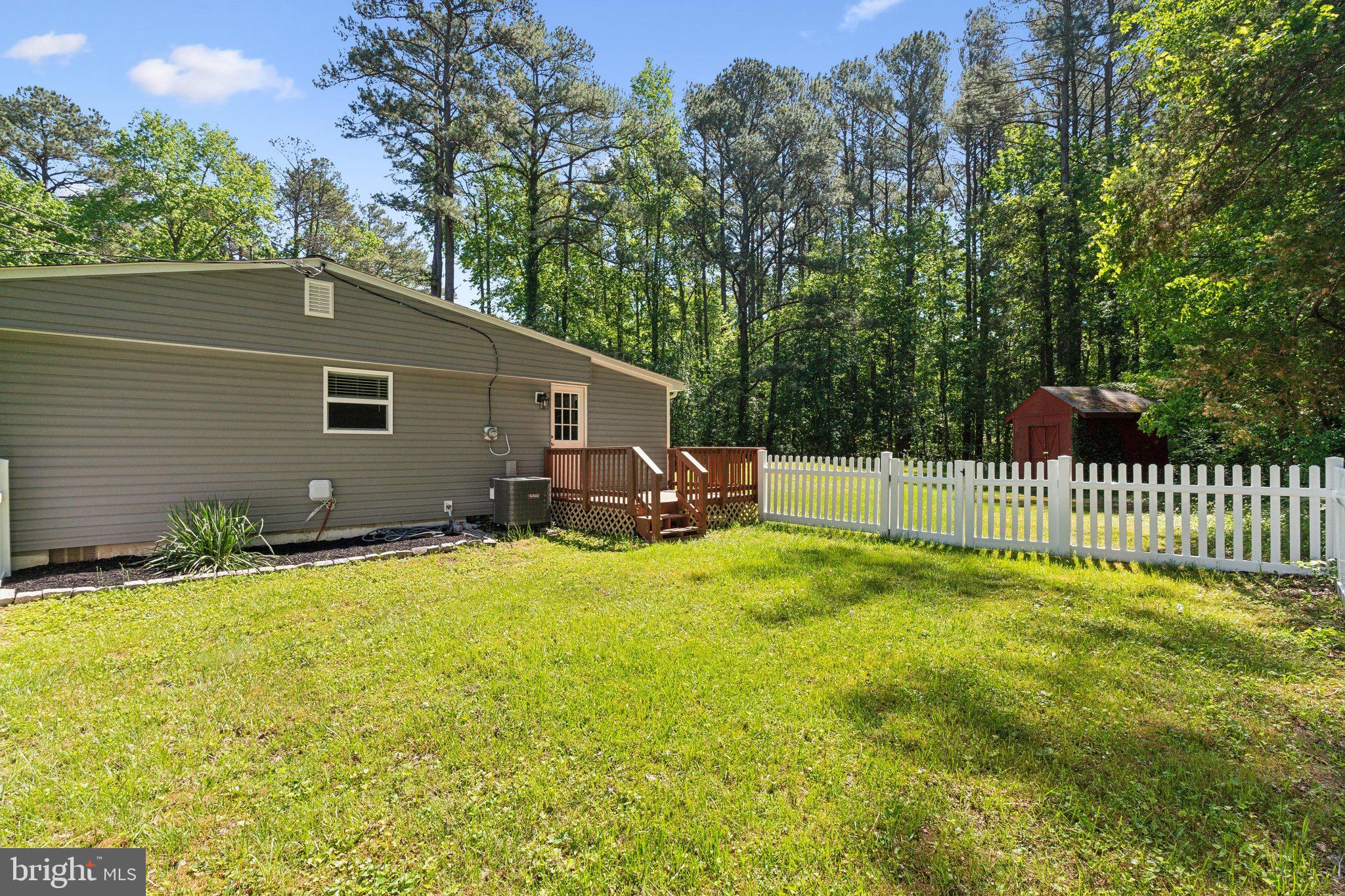 GOLDEN BEACH - Residential
