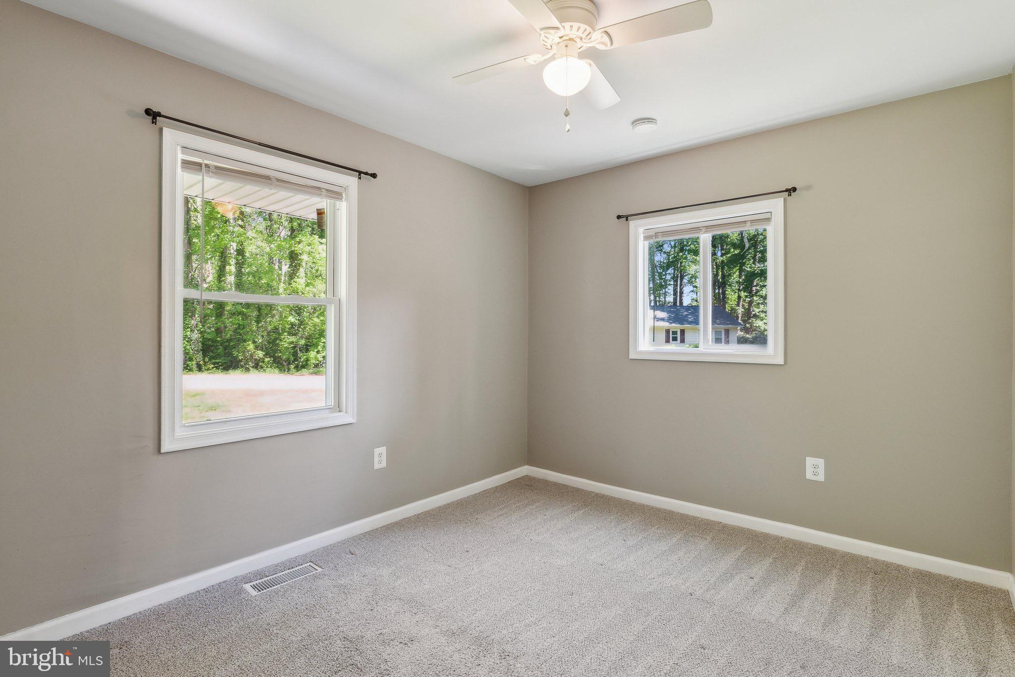 GOLDEN BEACH - Residential