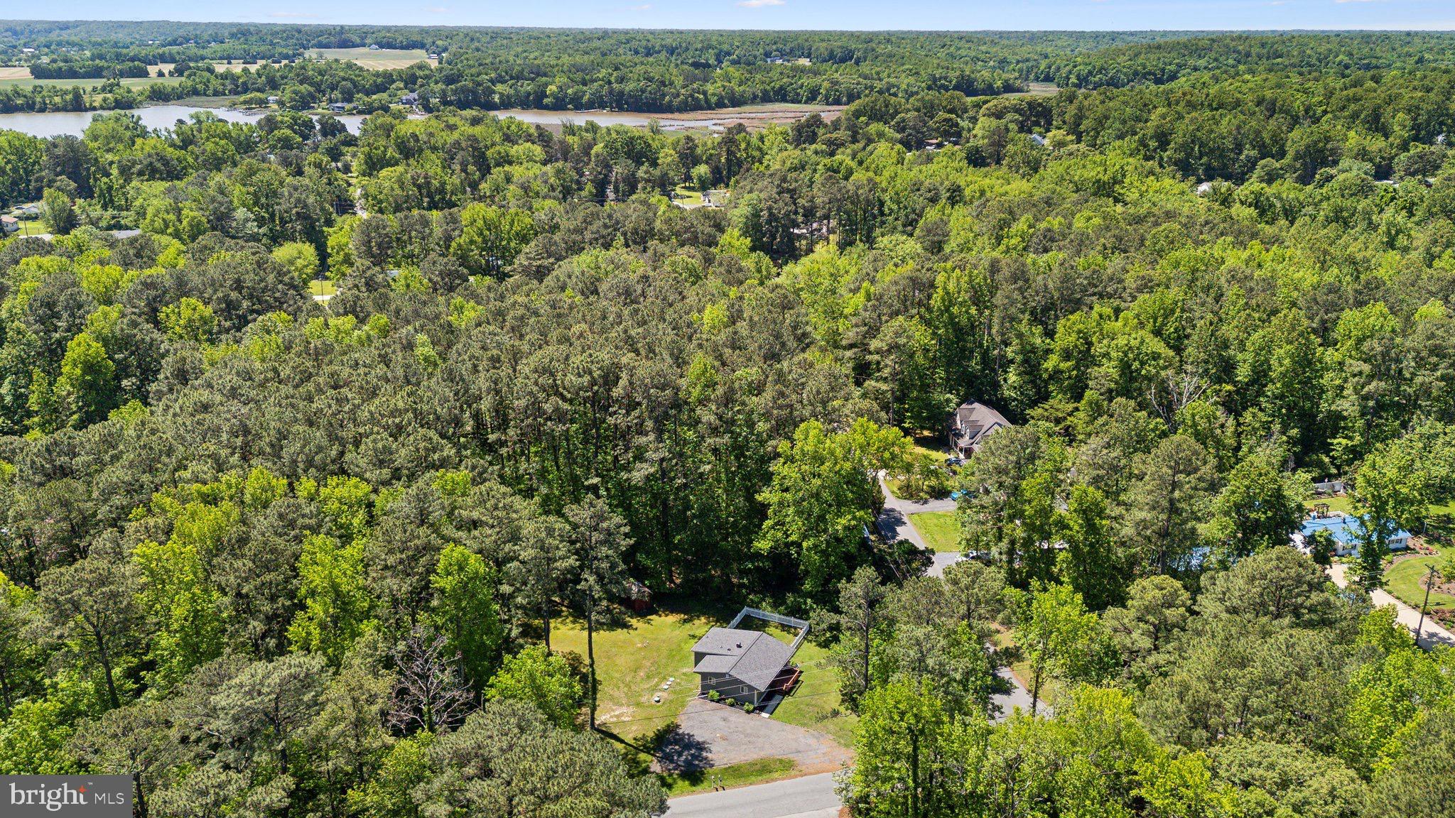GOLDEN BEACH - Residential