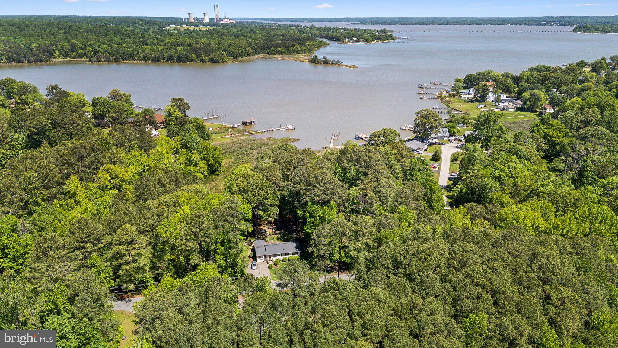 GOLDEN BEACH - Residential