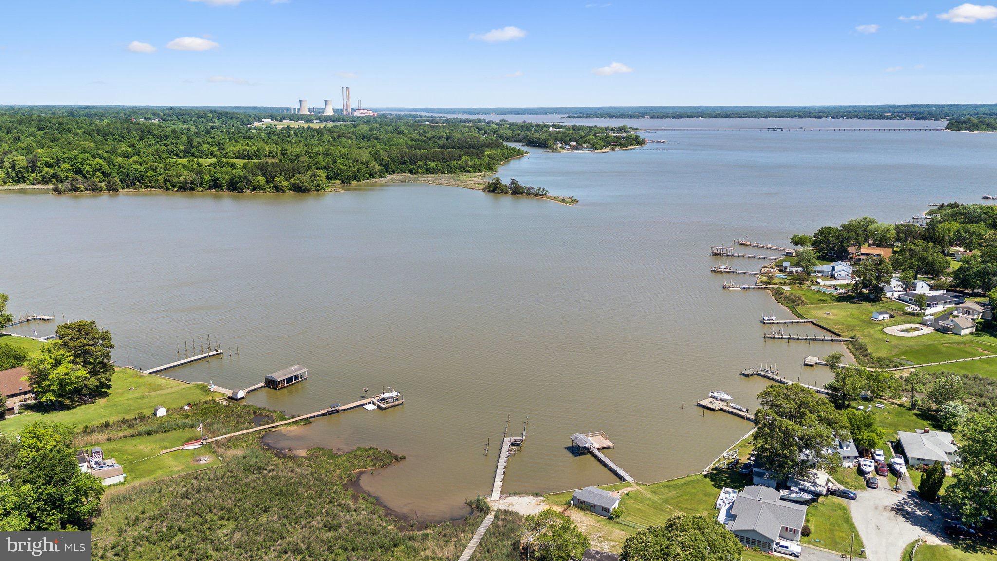 GOLDEN BEACH - Residential