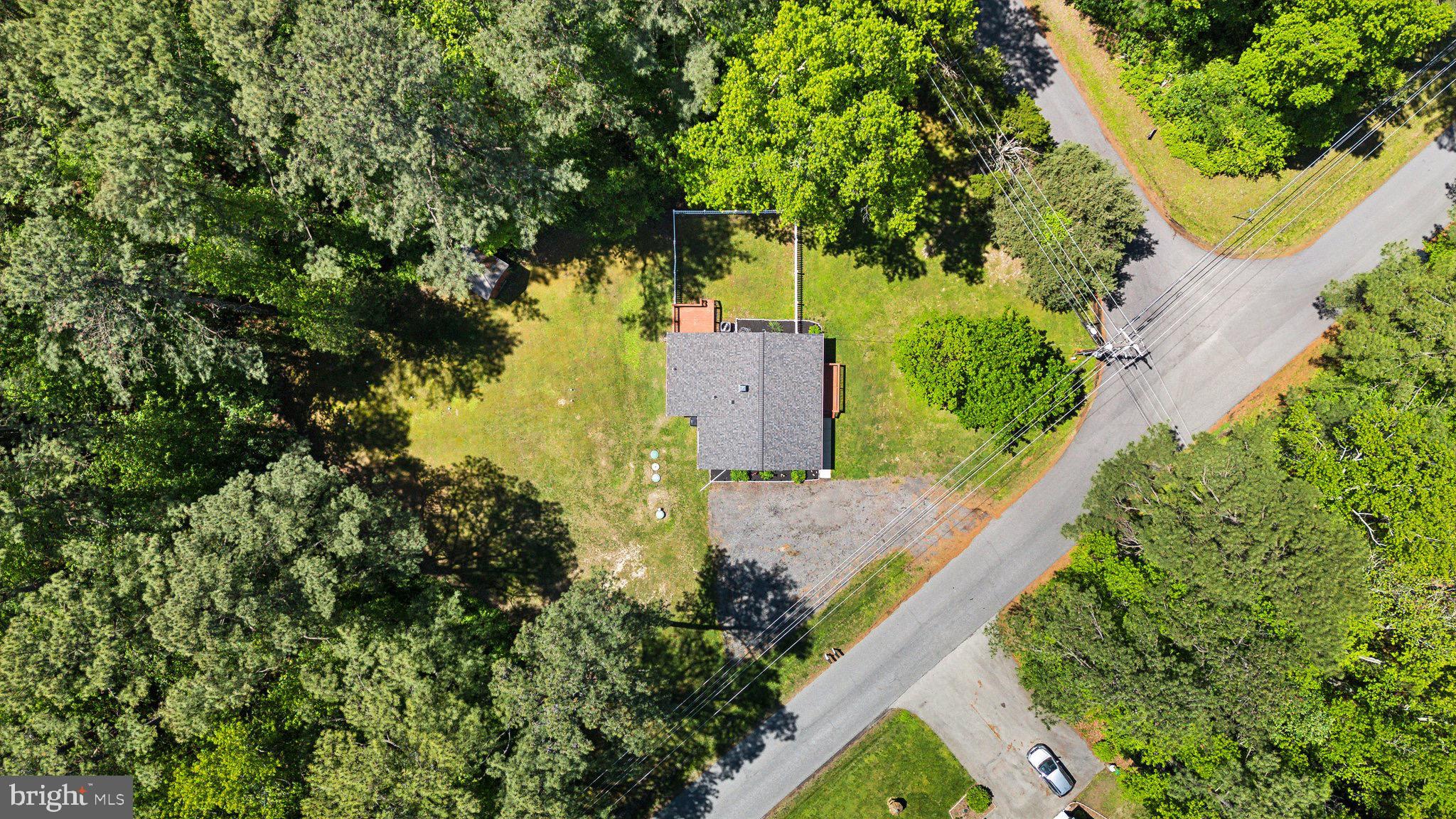 GOLDEN BEACH - Residential