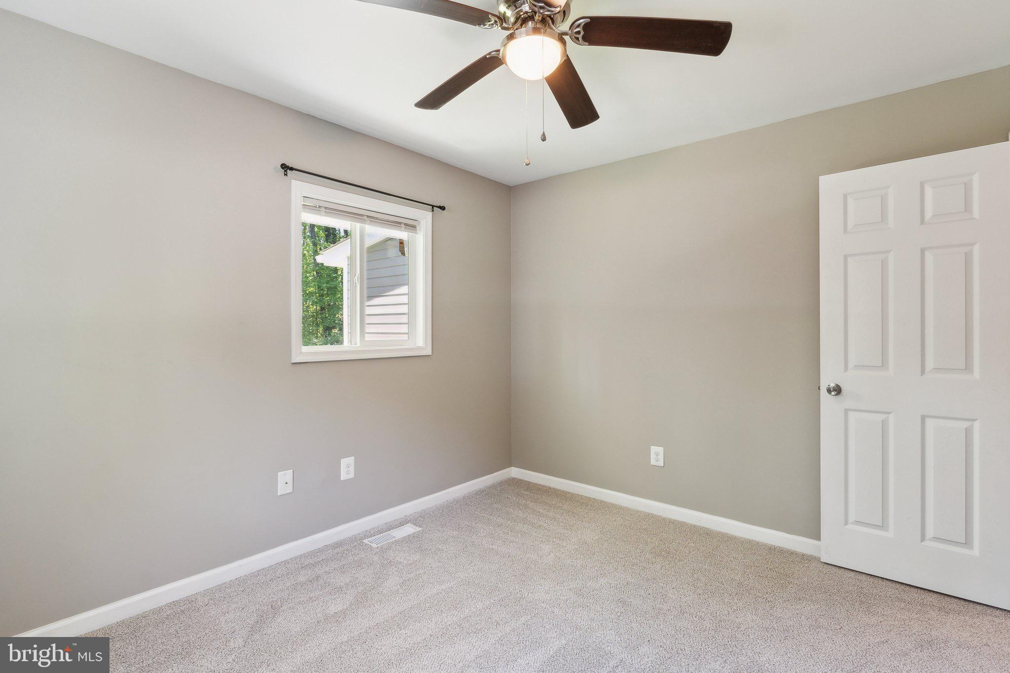 GOLDEN BEACH - Residential