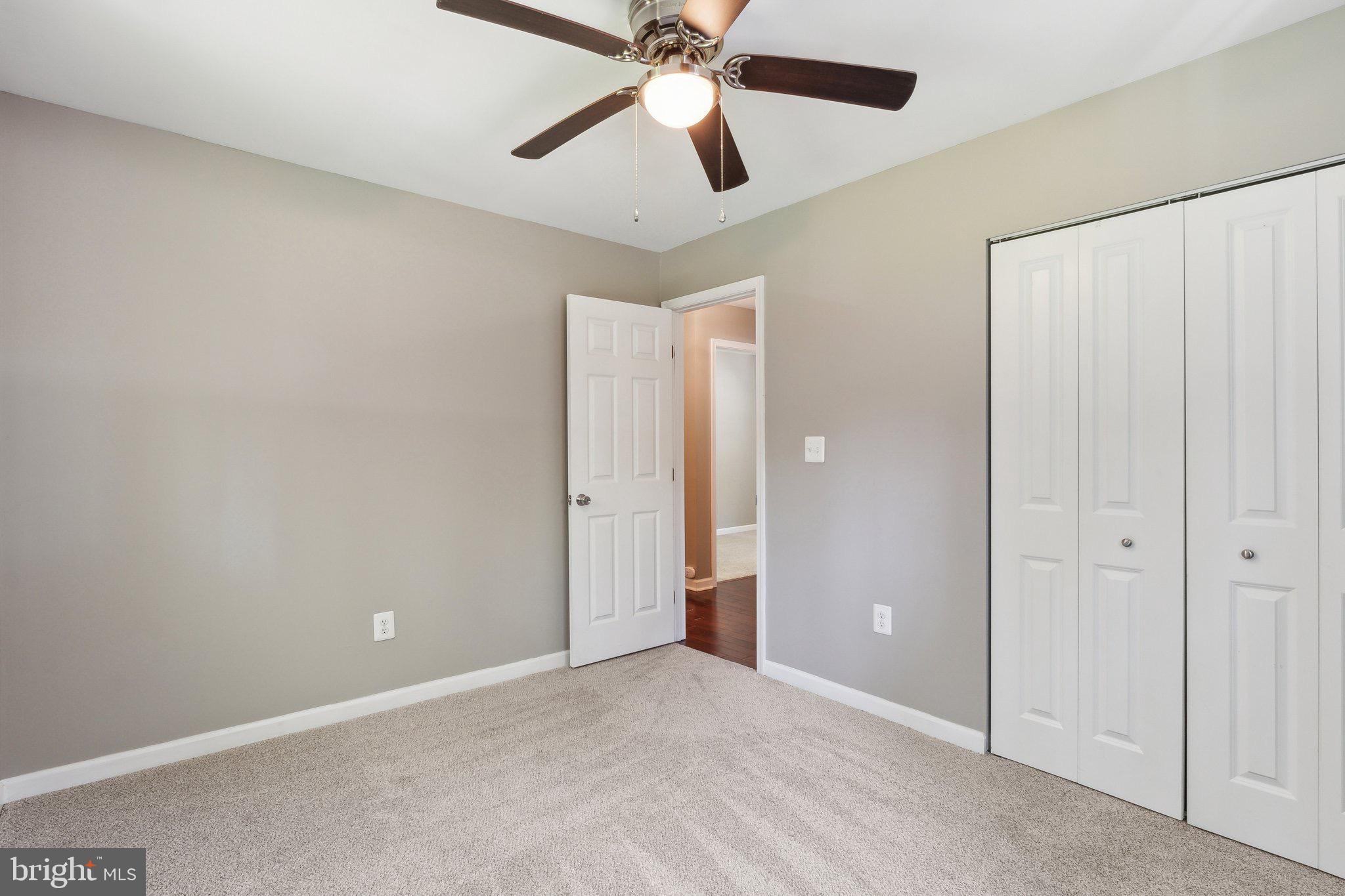 GOLDEN BEACH - Residential