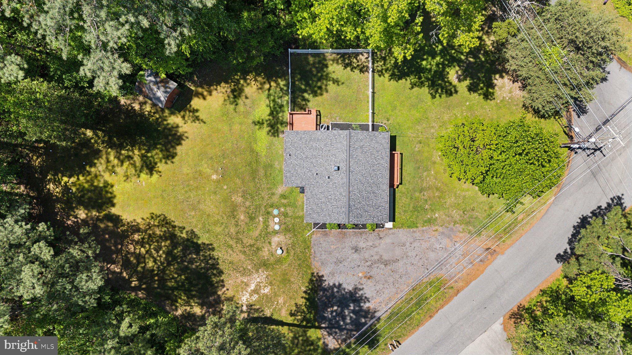 GOLDEN BEACH - Residential