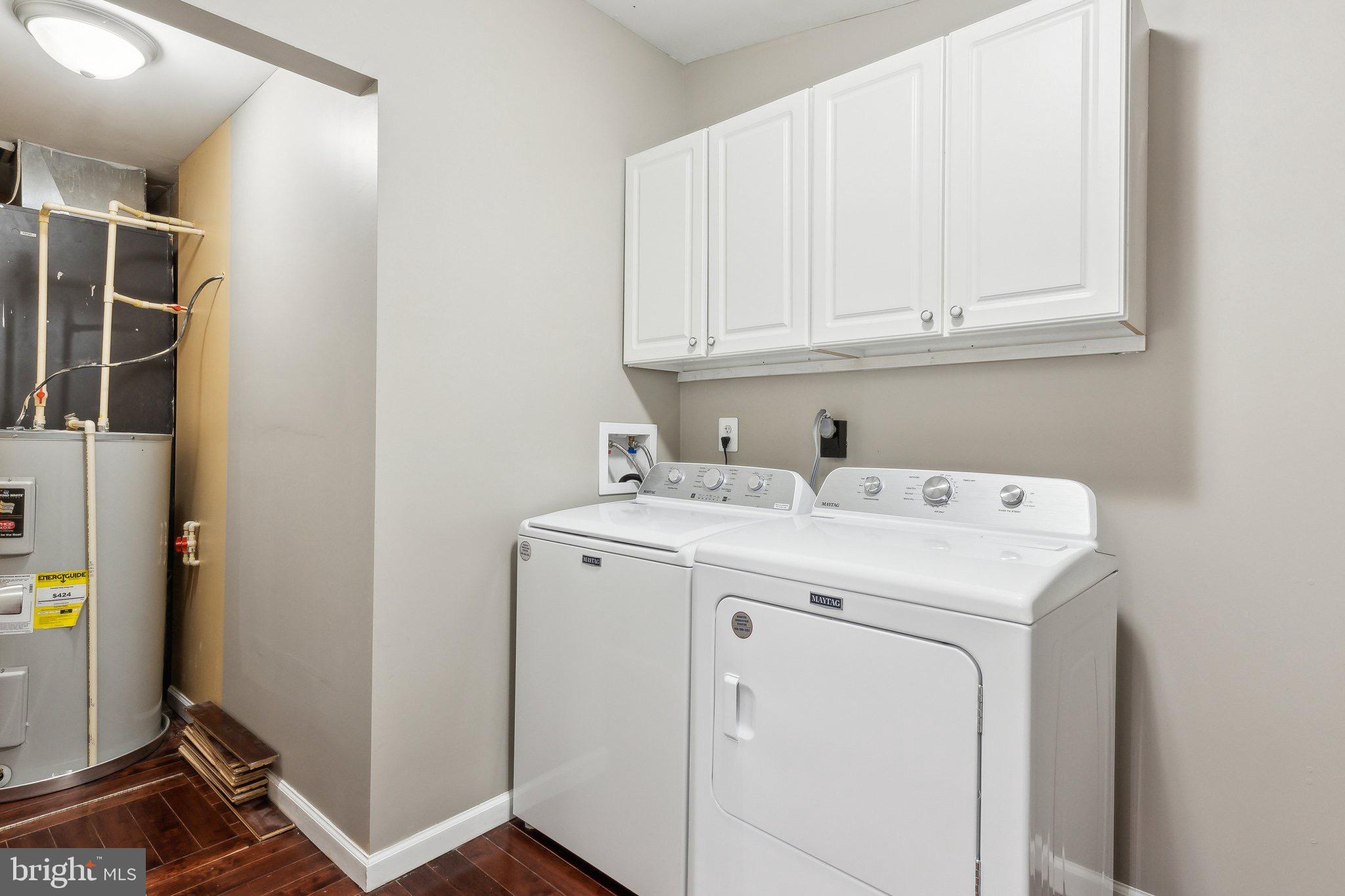 GOLDEN BEACH - Residential