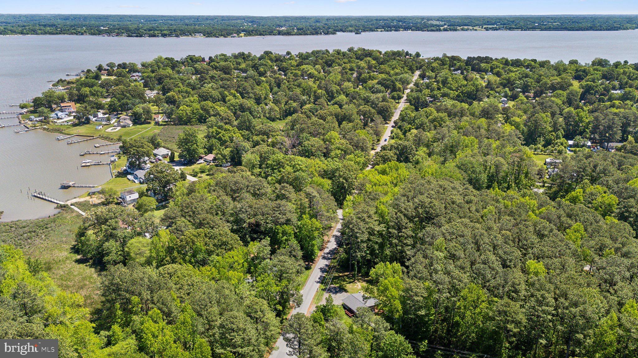 GOLDEN BEACH - Residential