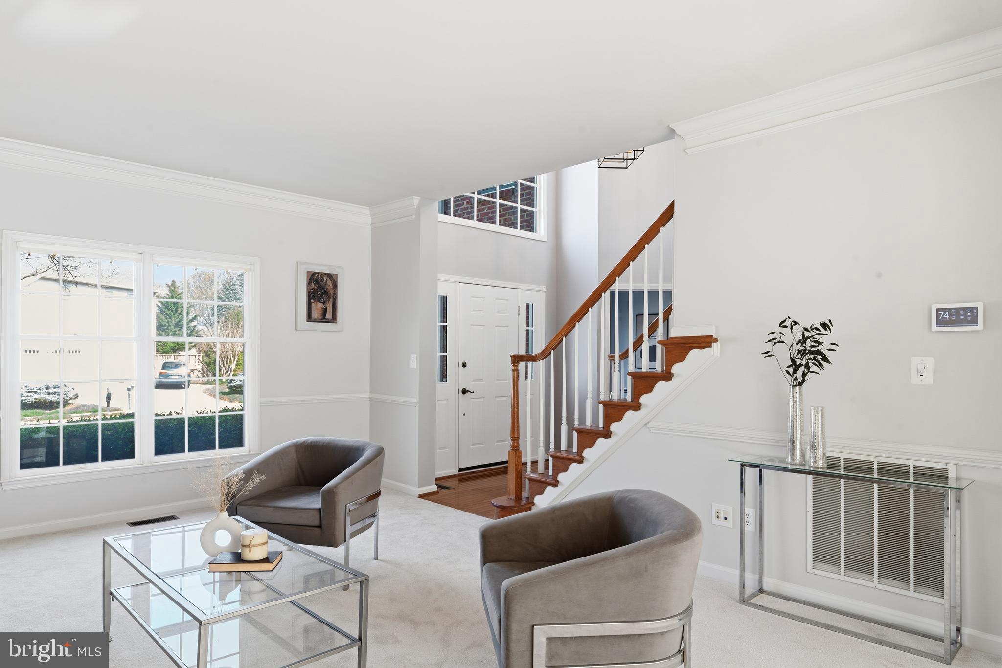 OAKTON  WOODS - Residential