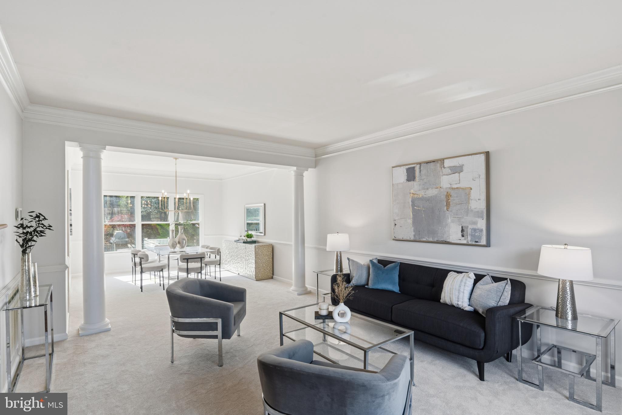 OAKTON  WOODS - Residential