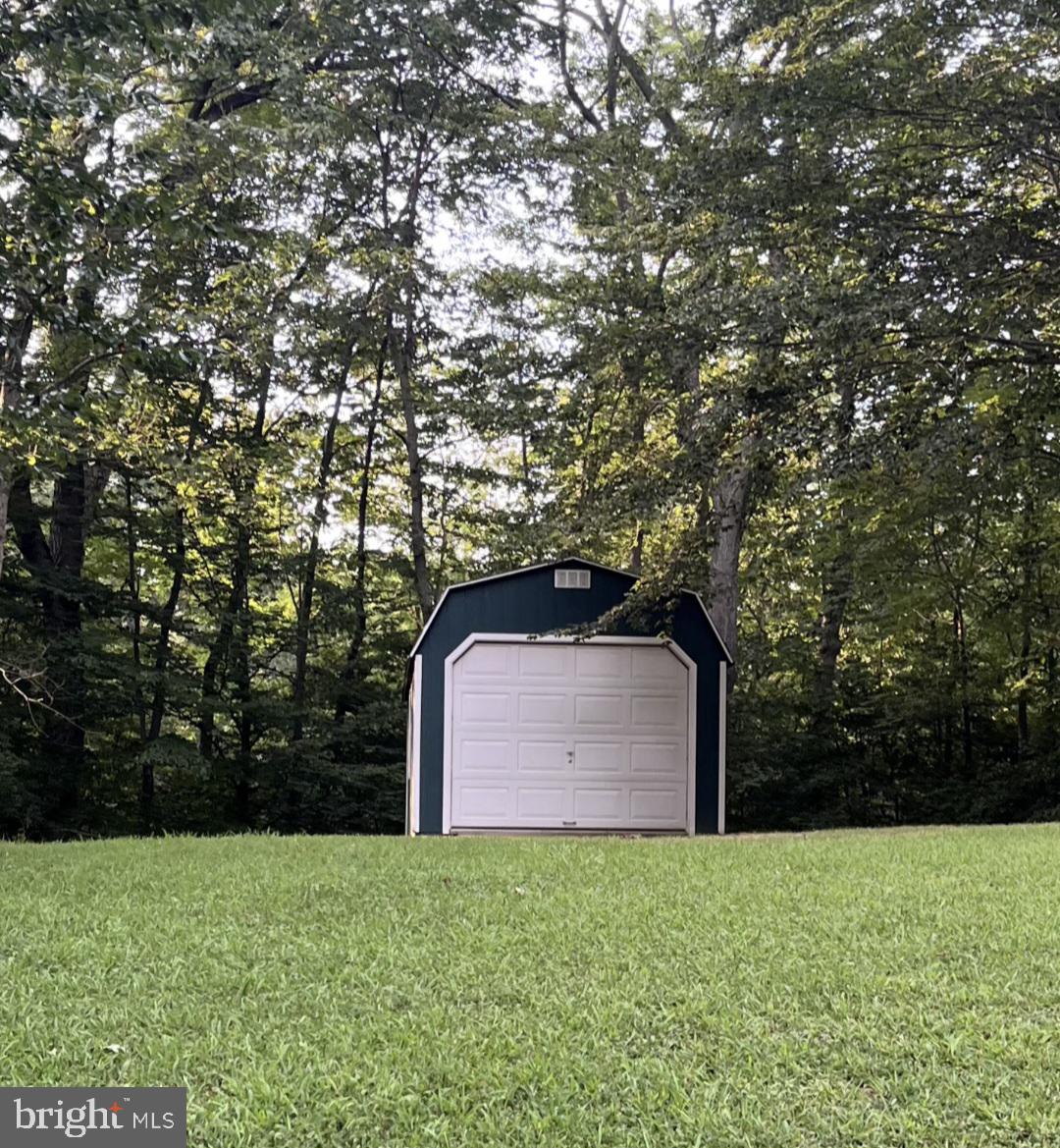 6162 RIVER FOREST DRIVE