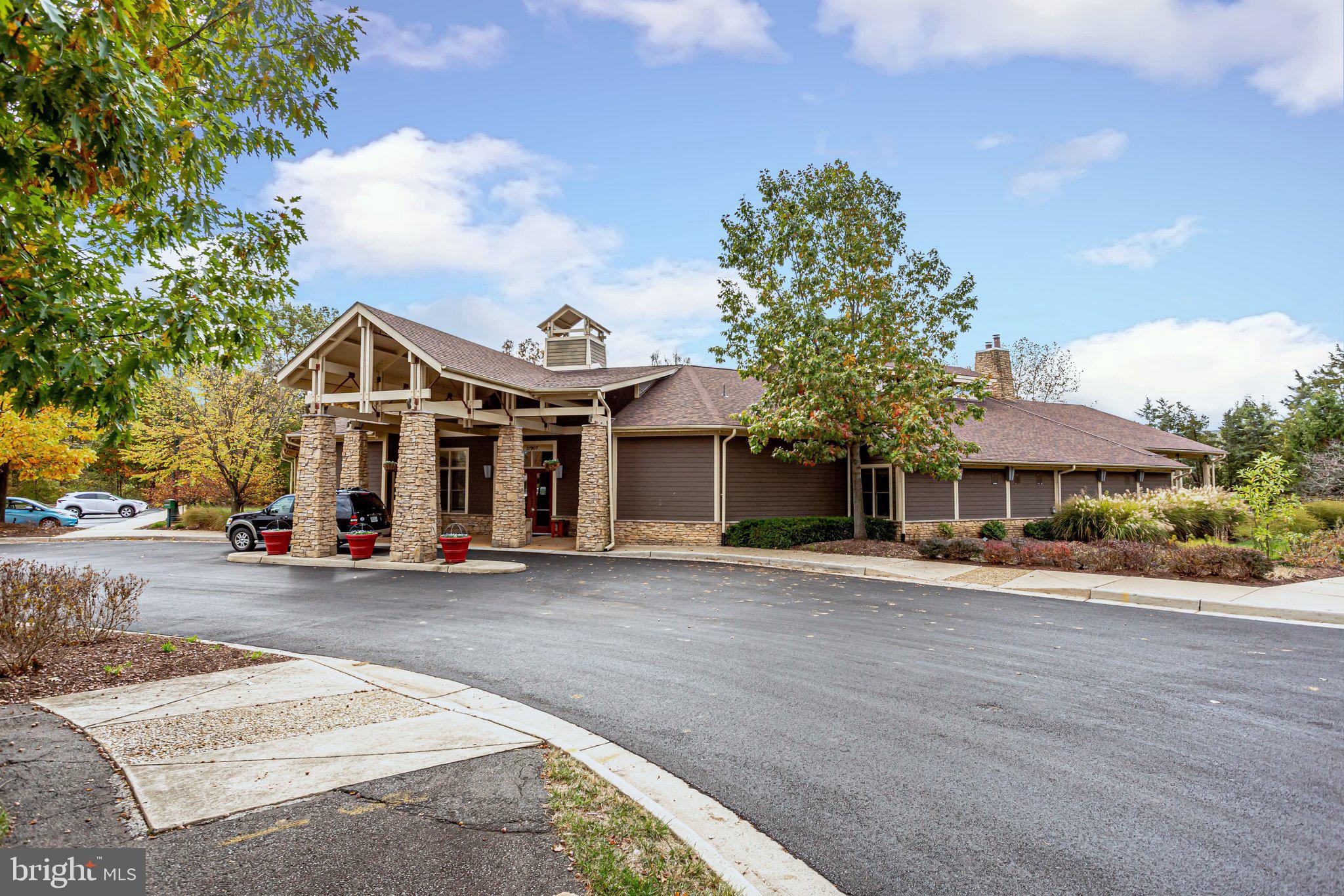 BROADLANDS SOUTH - Residential