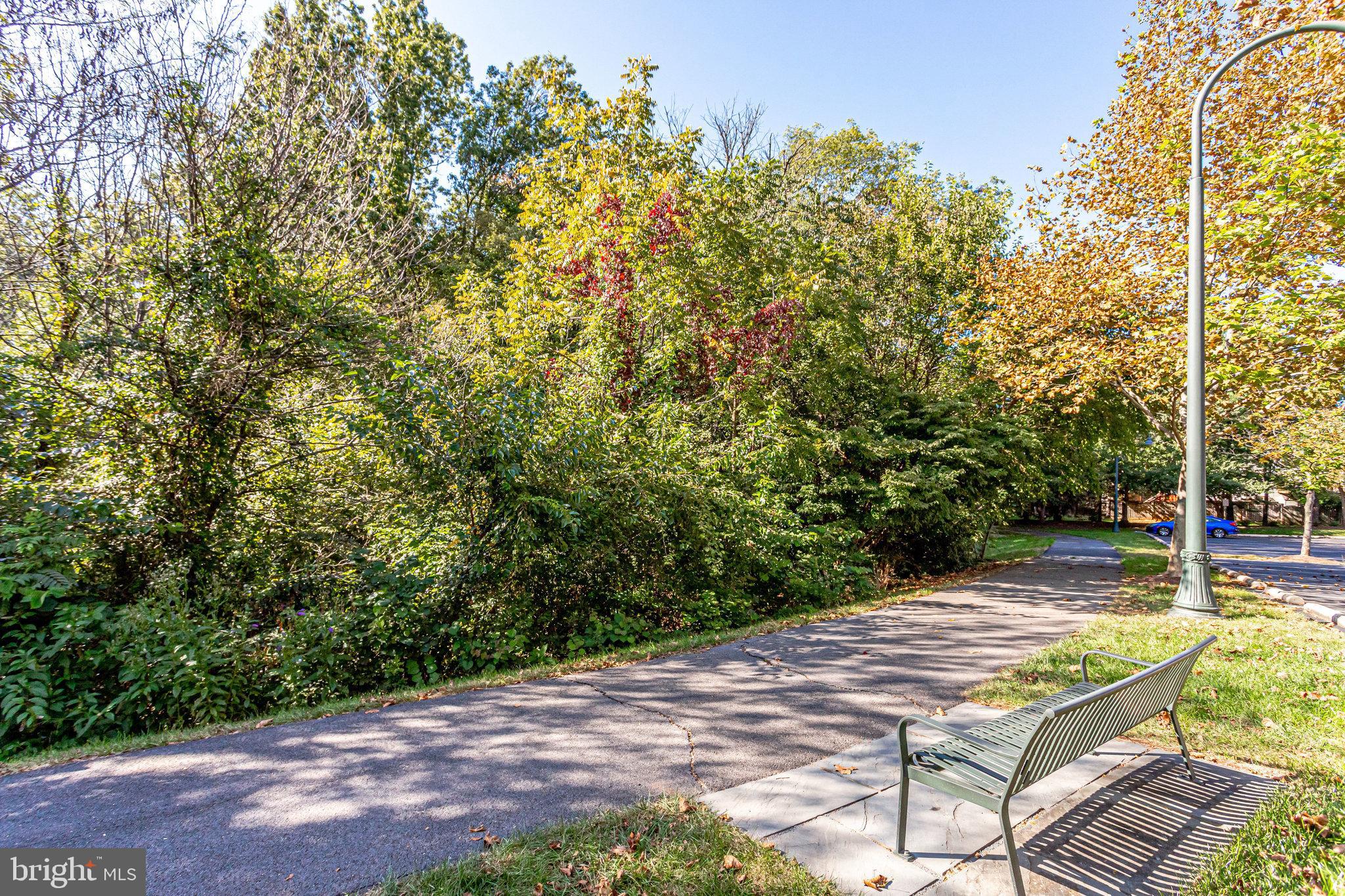 BROADLANDS SOUTH - Residential