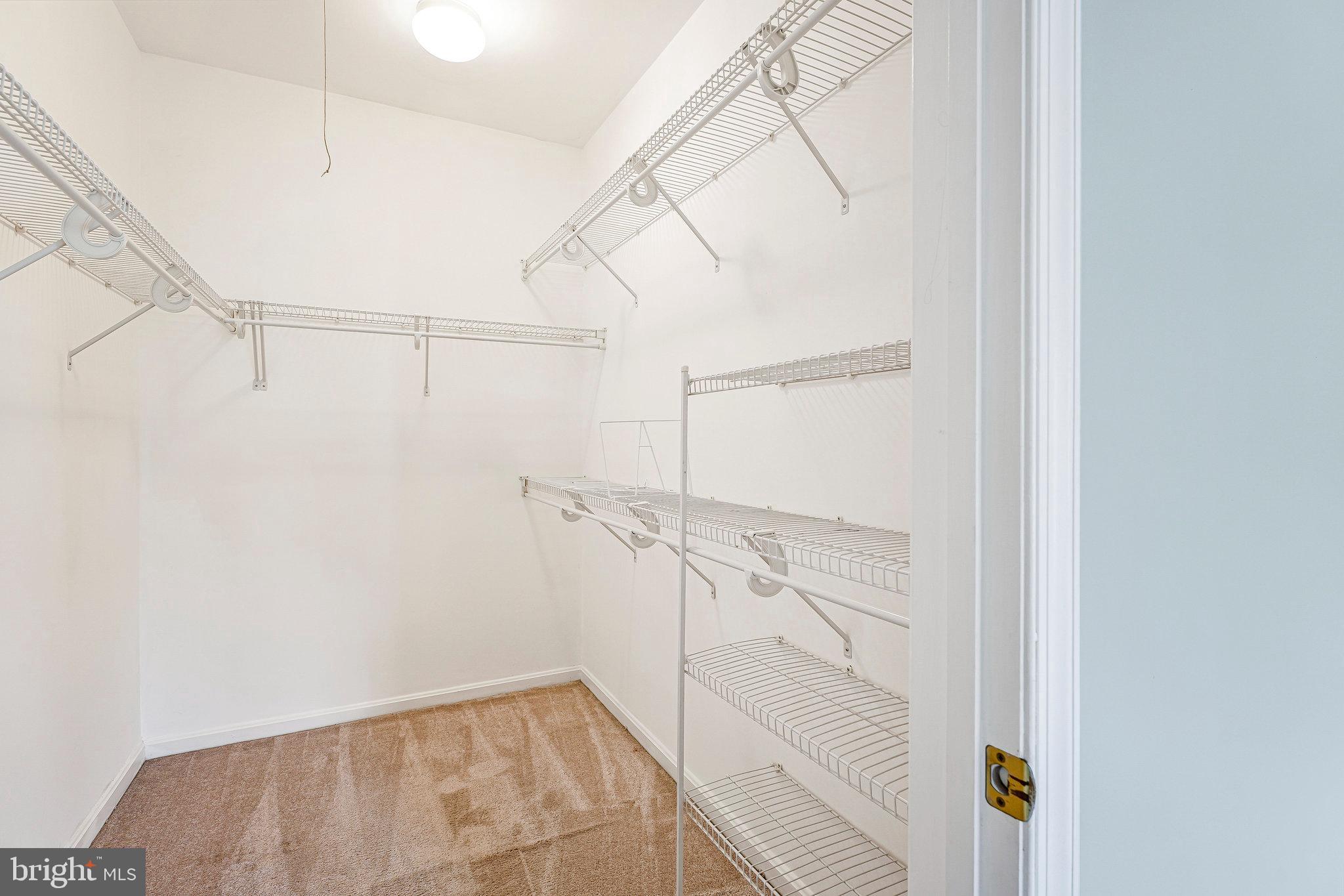 BROADLANDS SOUTH - Residential