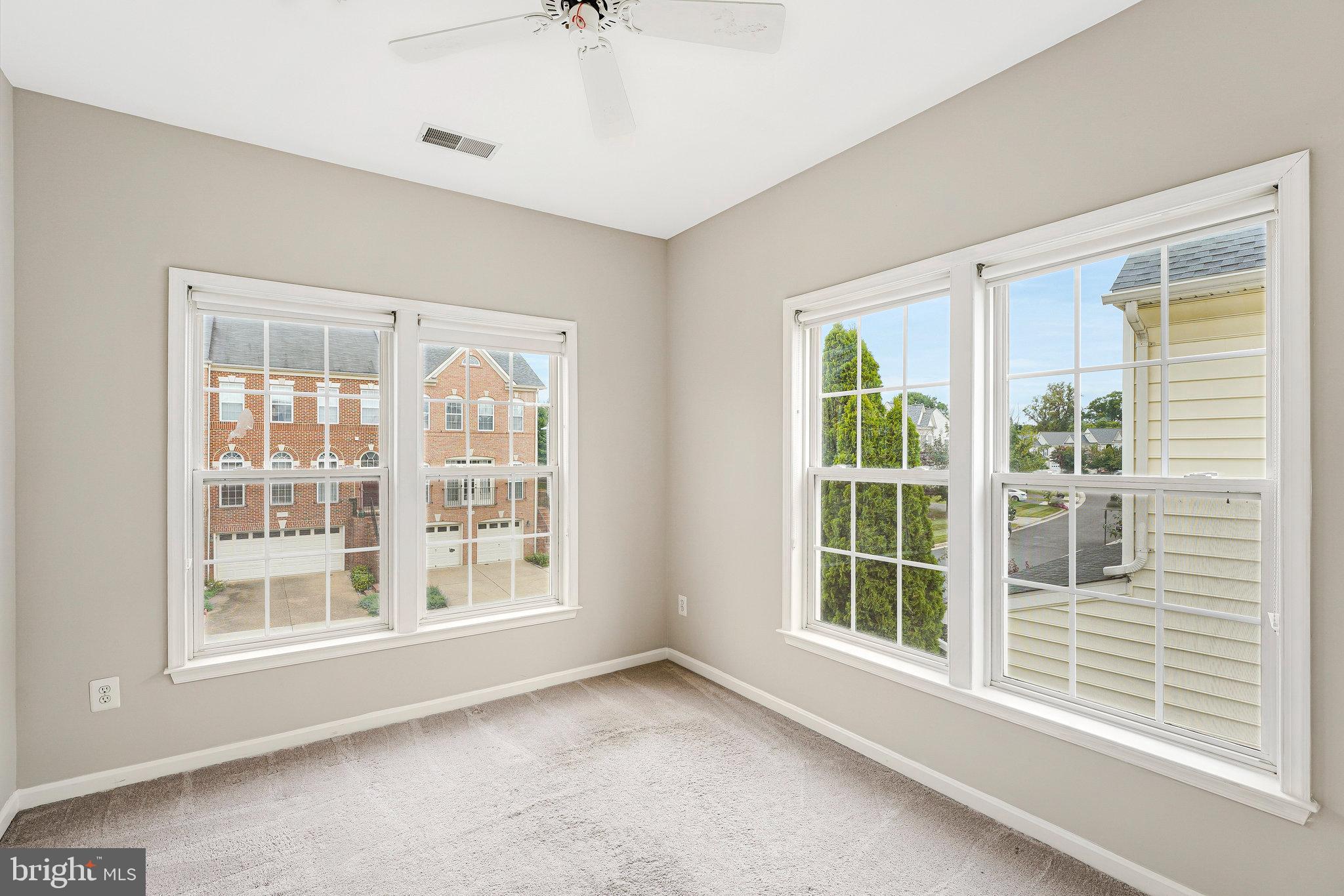 BROADLANDS SOUTH - Residential