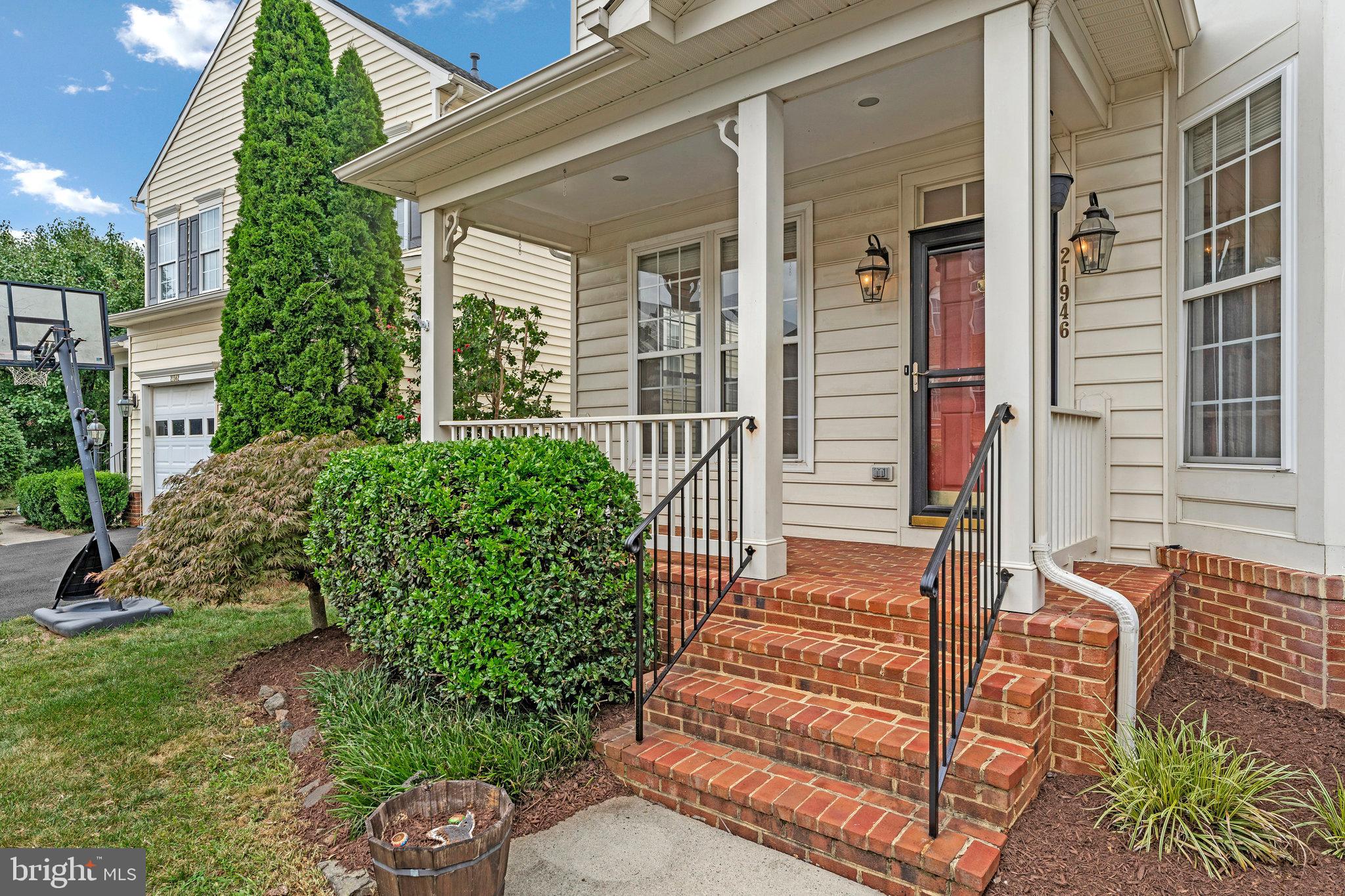 21946 WINDOVER DRIVE