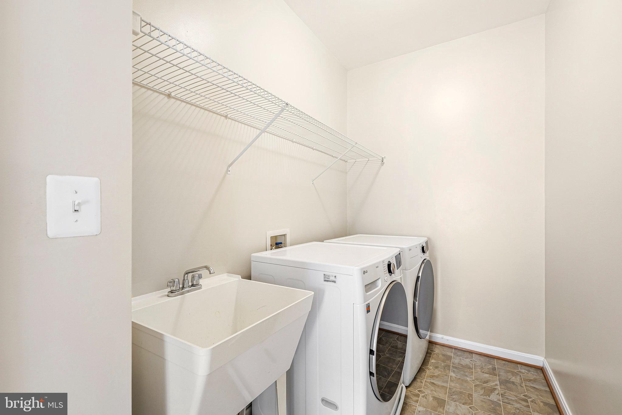 BROADLANDS SOUTH - Residential