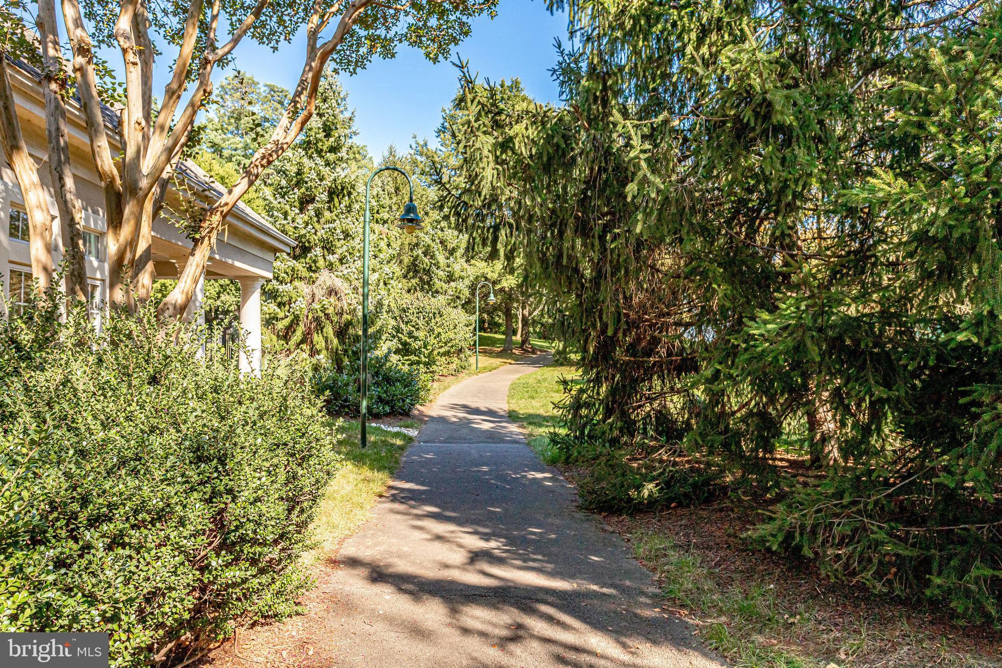 BROADLANDS SOUTH - Residential