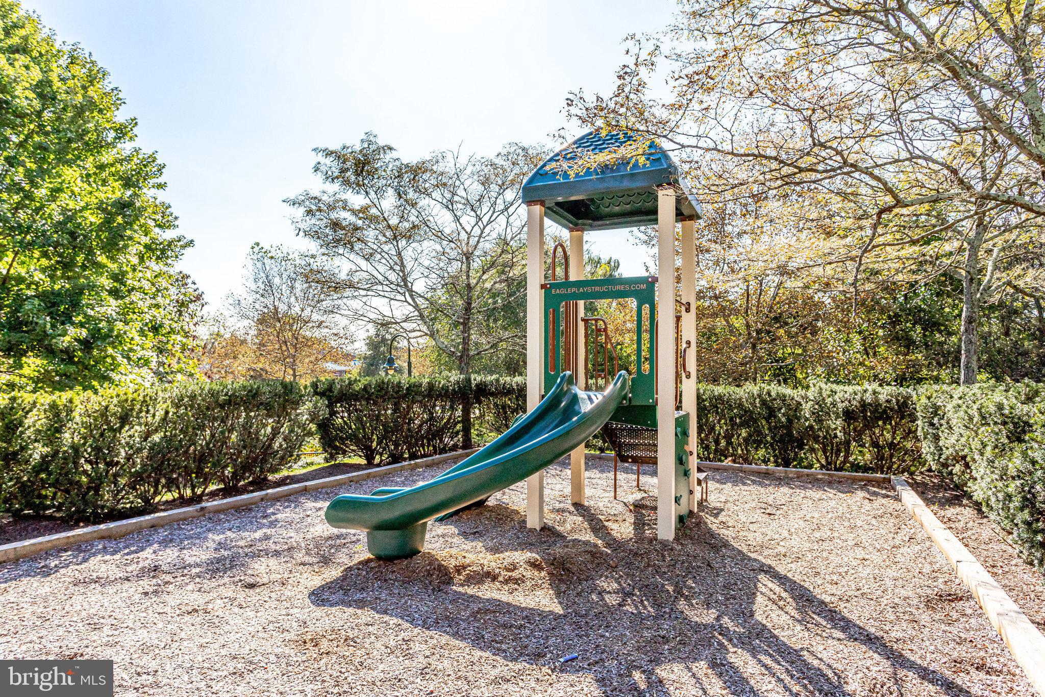 BROADLANDS SOUTH - Residential