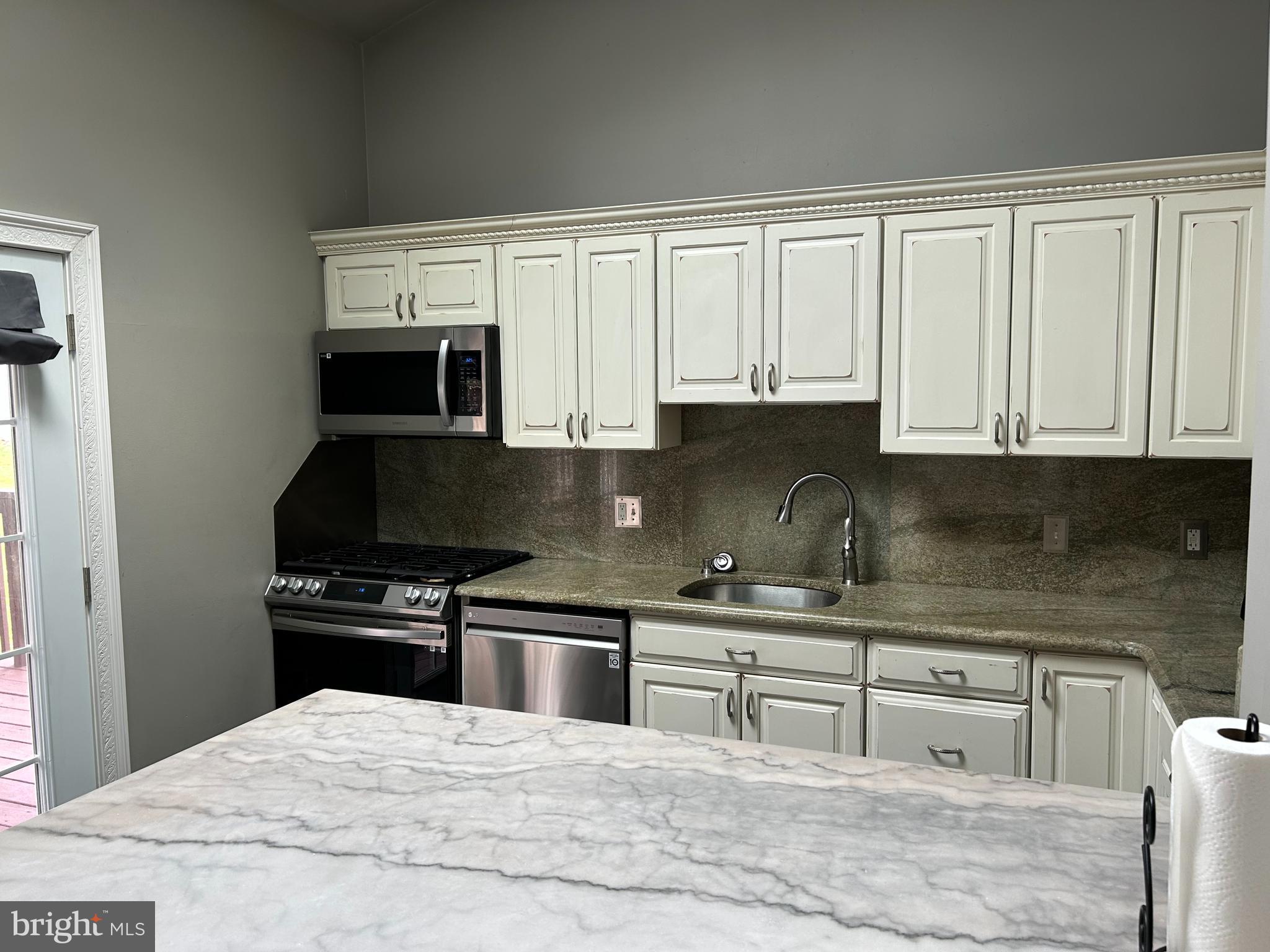 PHEASANT RUN - Residential