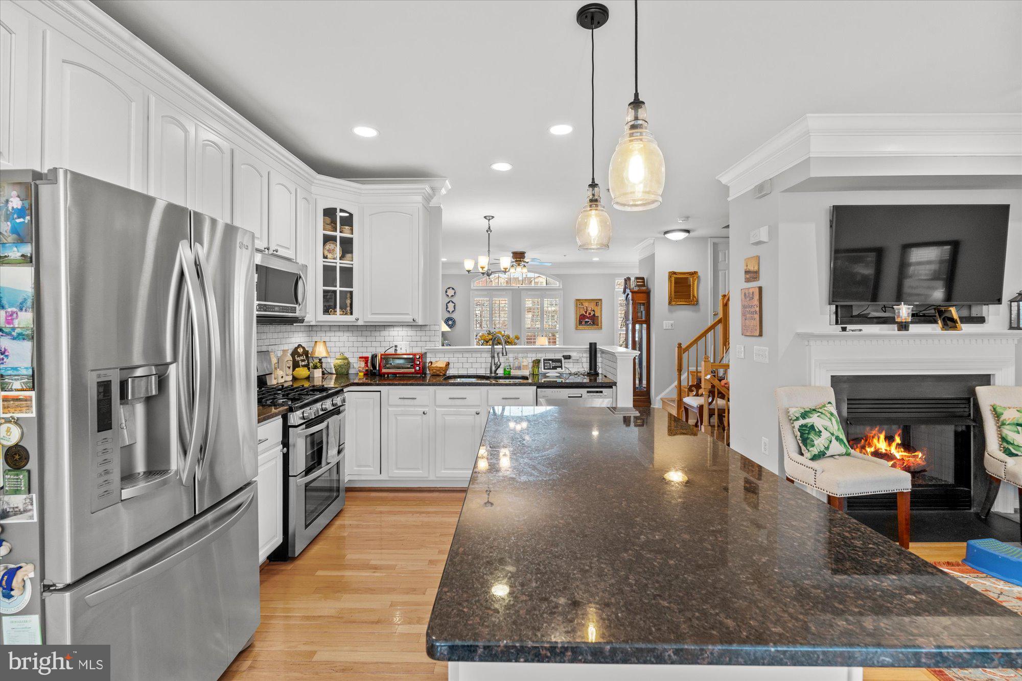 CAMERON STATION - Residential