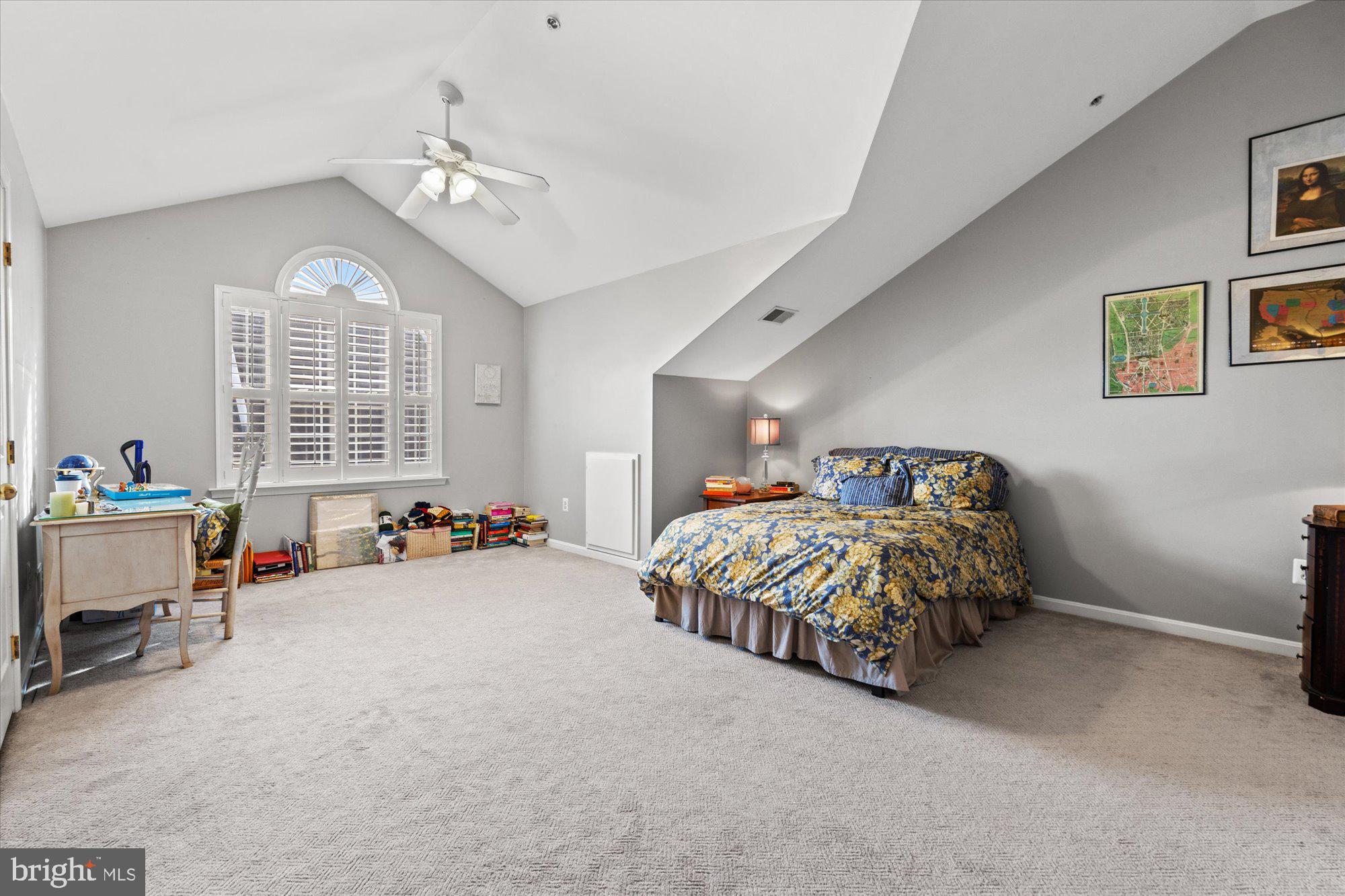 CAMERON STATION - Residential